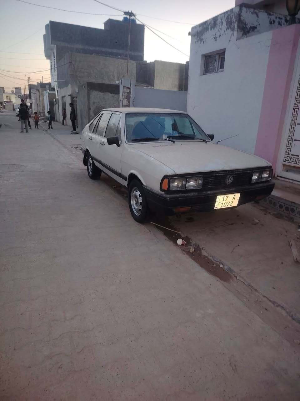 برازيلي للبيع مديل 87بسمي تبريد شغال كهربائياتها كلها شغاله مكينه جديده كير خمس نمر مكاني نجف ***********
