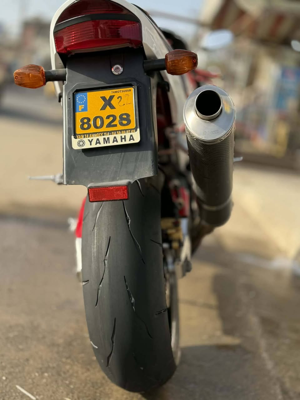 دراجه هوندا CBR. 929
دراجه جديده بلاديه الدراجه برغي ما مفتوح بل مكينه ع الشرط جديده وتفحص وين ميعجبك مكفوله من كلشي دراجه اجدد من الصور
وعليها ادامه كامله جديده بلكات (NGK)  اصلي فيت بم جديد بخاخات   تنضيف جويتر شوته كله جديد +وياها كزوز رياضي 
دراجه خير من الله مكاني نجف هاذه رقمي وبي واتساب ***********
سعرها 23$ ورقه وبيها مجال قليل كلش
بدون رقم فقط اوراق اصوليه
