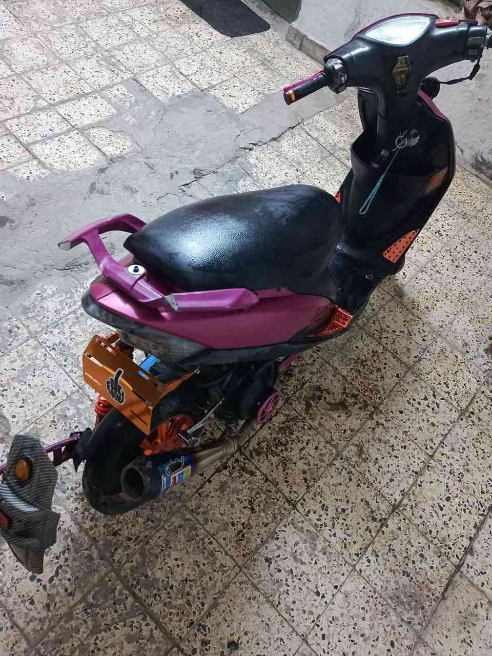 سلام عليكم ماكس عدلة للبيع
دراجة مزوعة تزويد كاملة مكملة كلهة شغالة مكينة تخبل شلعة ومعدل يشكن الكاع دراجة تزويد كامل من الطول للطول سعر 750 وبيهة مجال مكاني بغداد مدينة الصدر 
***********
