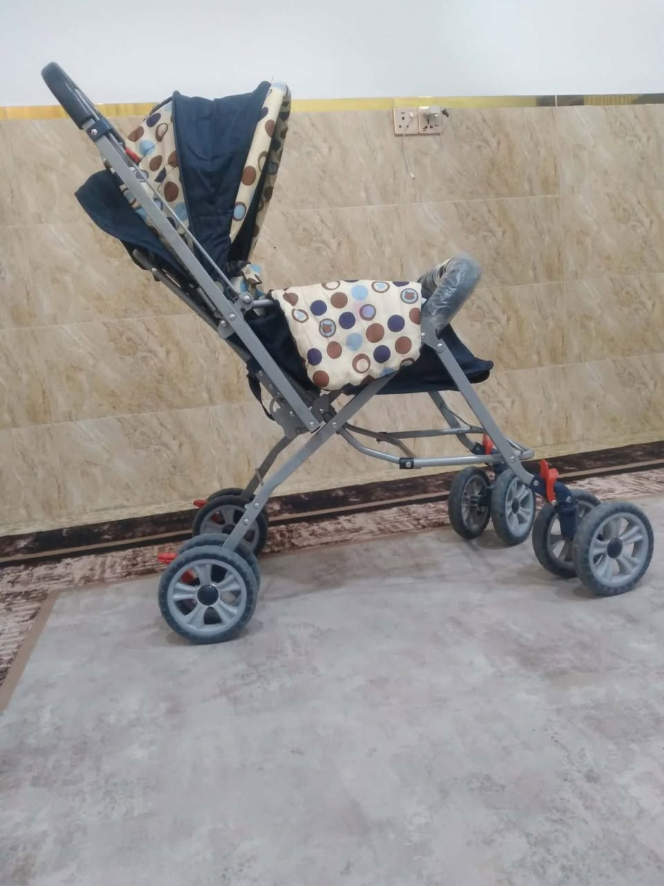 السلام عليكم من رخصه الادمن 
عندي العربانه للبيع 25 جديده ونظيفه
بيه مجال


**إذا كنت صاحب هذا الإعلان وتريد حذفه لأي سبب، رجاءا أرسل رسالة إلى الدعم الفني**