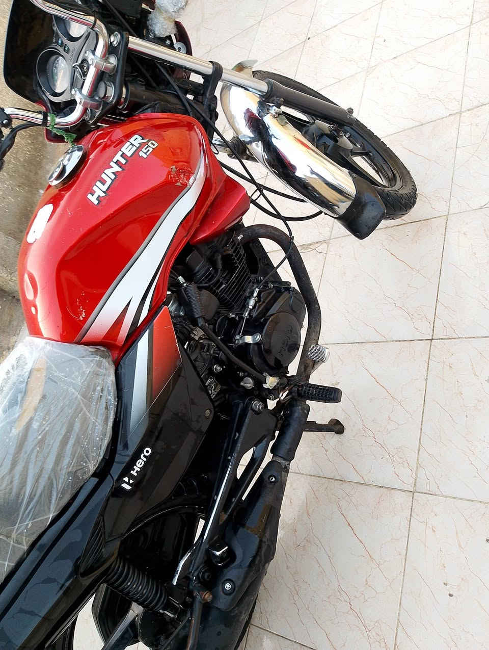 هيرو 20 طالعه شهر 9 وراق كامله كفاله عامه نقصه بس درع نضافته نفس صور مكان كوت ‏‪0783 647 8334‬‏
