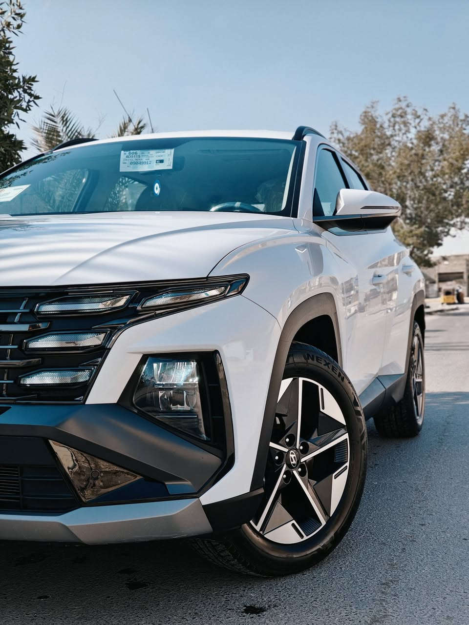 سلام عليكم
هونداي توكسان 
خليجي 
موديل 2025
فول مواصفات 1/1
عدا تو كلر 
كفاله عامه 
مكفوله من ضربه وصبغ وتبديل وبارد
 الموصفات 
 حساسات أمامية 
 حساسات خلفية
 لايت زينون + LED
 كشافات 
 بك لايت LED
 جنطة كهرباء
  بصمة
 تشغيل عن بعد  
 دشبول شاشة متصل
 شاشة كبيره 
 كاميرا دوارة
 كشنات كهرباء 
ماشيه 22 
 داخل مخمل بيجي
 أوضاع القيادة  Drive Mode 
 فحص أنظمة السيارة 
 حساسات ضغط اطارات 
 مقود جلد حياكة
 قطعتين تبريد
 هاند بريك بصمة 
 اشاير ب المري
 اريل نفكيتر 
 نظام مانع الانزلاق
 نظام نزول المنحدرات
شاحن واير ليس
 ماسحة خلفية
 بردات أبواب خلفية
 بردة خلفية  
بعد بيها هواي موصفات 
رقم بغداد الجديد 
رقم الانكليزي مشروع وطني 
مكاني بغداد 
ه‍ ***********
