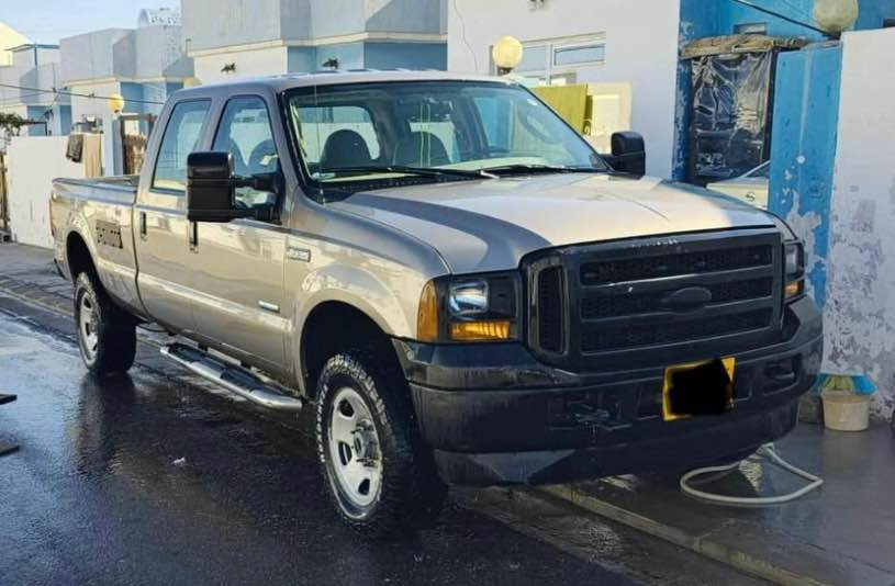 للبيع فورد ٣٥٠ محرك كاز ٨ سلندر
مديل ٢٠٠٧ كير اوتوماتيك جامات كهربائي
كشنات جلد سنتر لوك رقم دهوك اصولي
شرط تحويل كير محرك شرط طايرات جديد
مكان السيارة اربيل سعر 70 ورقه و مجال قليل
شراي يتصل واتساب *********** أربيل, العراق
