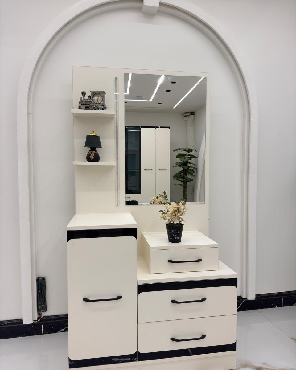 *موديل       سوما        الحديث*

*7 قطع   
 كنتور ملحق*      

 ضهر الغرفه 5 ملم بالكامل     
برغي وجوي حديد                

إناره بالكنتور والكوميديات والميز تواليت 
*نرماده هيدروليك*             
 يدات حديد                            
 ابواب المنيوم وزجاج اسود فوما 
 طابوريه  تركيب               

السرير ثابت

السعر 850
#توصيل_لجميع_محافظات_العراق


**إذا كنت صاحب هذا الإعلان وتريد حذفه لأي سبب، رجاءا أرسل رسالة إلى الدعم الفني**