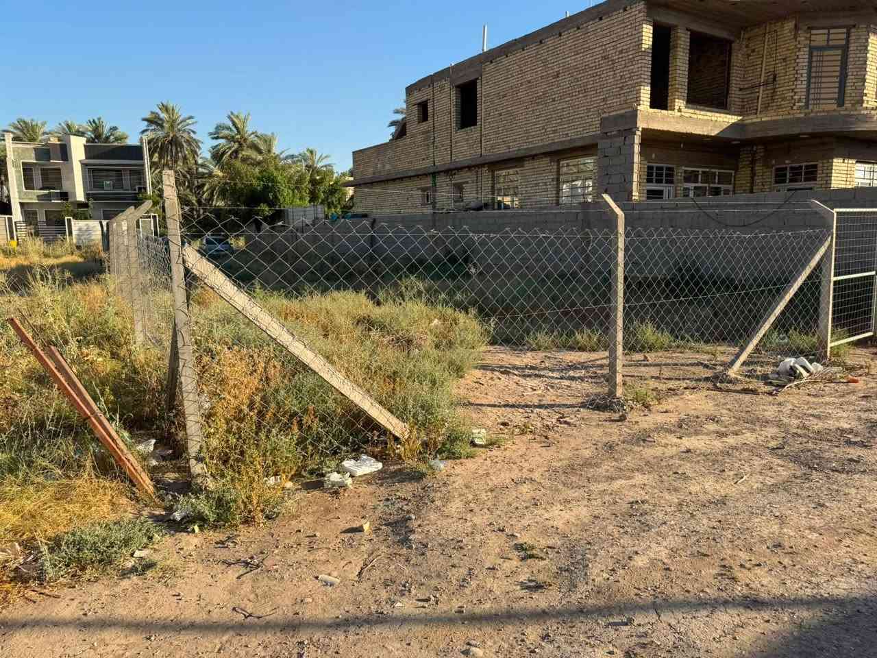 قطعة ارض للبيع المساحة ٢٣٠ متر زراعي سند ٢٥ الواجهية ١١ النزال ٢١ ماء كهرباء جاهزة وبأسم صاحبهه
 الموقع البوعيثة. بعد المجزرة ثاني فرع. شارع جامع تبارك الرحمن 
للأستفسار اكثر ***********
