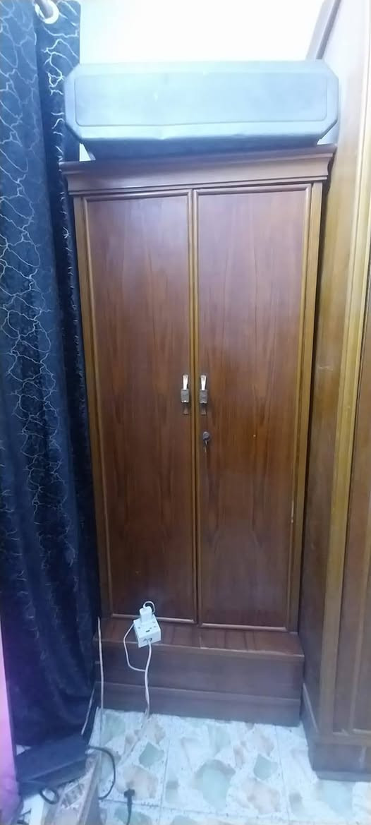 سلام عليكم غرفه صاج البيع 7قطع نضفه 70٪ بيه شوي نقوصات عراضها ب 750وبيه مجاله حك جيه عنوان بغداد متوجد وتساب ومسنجر وهذه رقمي ***********
