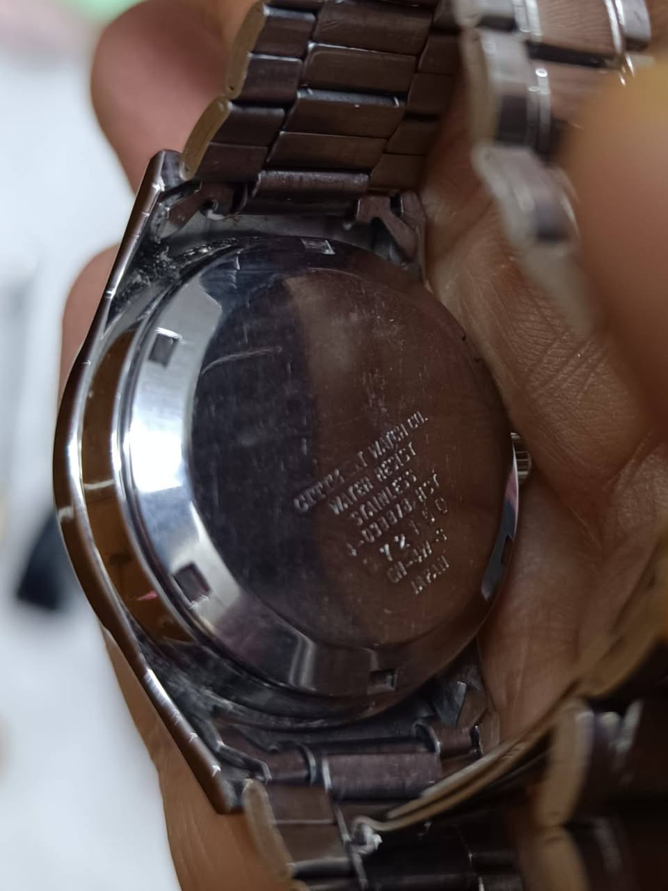 السلام عليكم اي ساعه تعجبك صورتها وعالخاص واسعار تختلف حسب نوع الساعه


**إذا كنت صاحب هذا الإعلان وتريد حذفه لأي سبب، رجاءا أرسل رسالة إلى الدعم الفني**