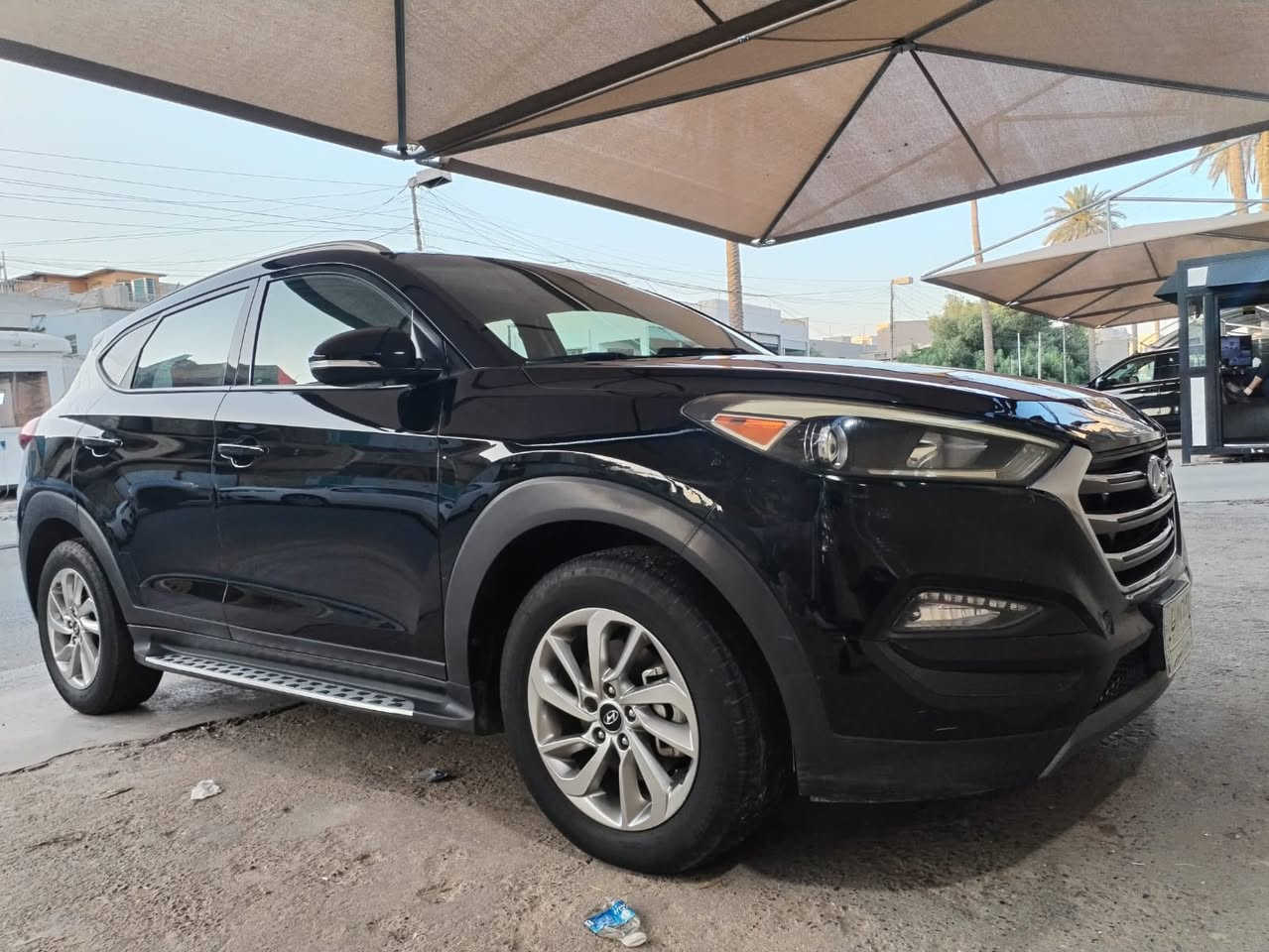 سلام عليكم توسان 2016 داخله كلين بدون حادث بيها فقط جاملغ كلير الامامي الايسر بدون ايرباك بدون دواخل ماشيه 109 mi مكينه 1600 تيربو سعر 141 وبيها مجال بسيط مكاني بغداد الكرخ رقمي ***********
