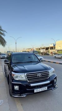 لاندكروز بريم • ٢٠١٤ • رقم بغداد