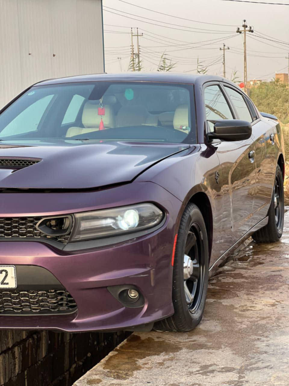 جارجر 2020اصل بدون مراوس الحادث موجود بلمنشور ماشيه 100 سياره جاهزه جديده السعر 230 وبيه مجال رقم بغداد بسمي 
مكاني الناصريه رقمي ***********
