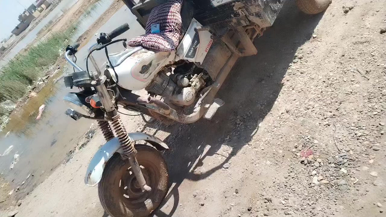 سلام عليكم ستوته للبيع موديل 12عوزه تلحيضات بصيطه بس كله شغاله من طول لطول ستوته سنويه راعيه يريد يداور مكاني ناصريه قضاء نصر ***********
