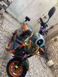 دراجه شحن x900 نضيفه بطاريات ٥ صار شهر من شادهن تايرات جدد نضام P بارك...