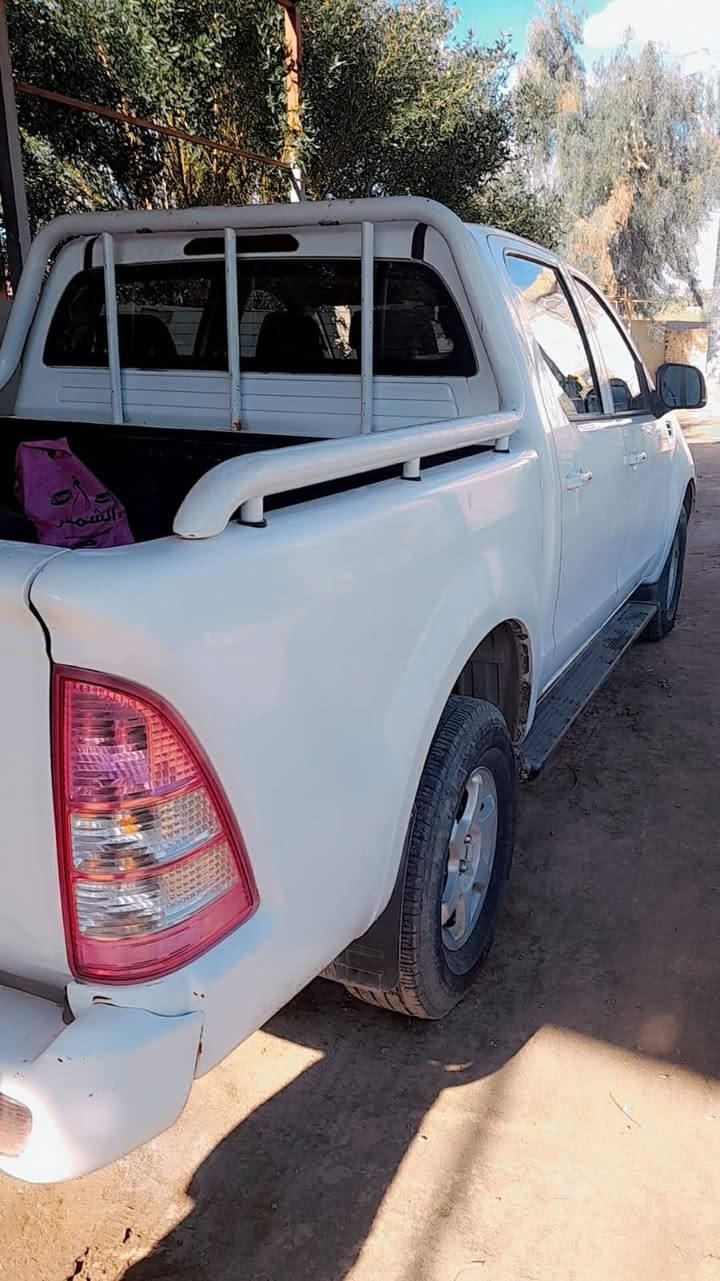 فتون صيني موديل 2017
سياره جاهزه
الاستفسار الاتصال ع هذه الرقم
***********
