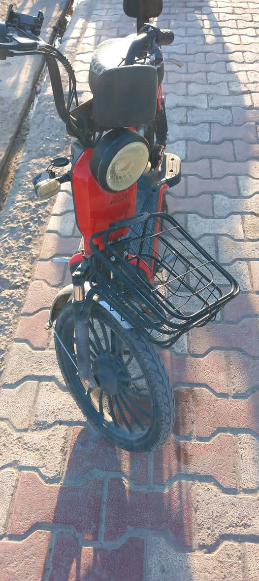 السلام عليكم
ويالة بلادي تايرات جدد بريكات جدد كهربائيات كله شغاله بطاريات نضيفة وفحص وين ميعجبك السعر ٢٧٥ وبي مجال المكان بعقوبة


**إذا كنت صاحب هذا الإعلان وتريد حذفه لأي سبب، رجاءا أرسل رسالة إلى الدعم الفني**