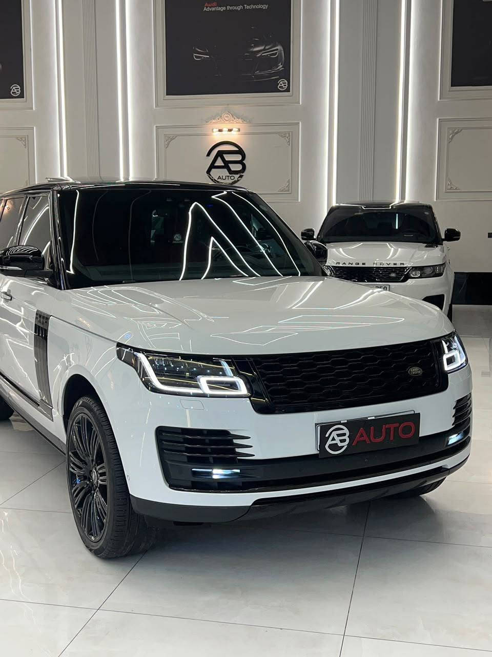Land Rover Vogue Autobiography  2019
Engine: V8 5.0L 🚀
ژمارە هەولێر جاهیز 
92 هزار کم روشتووە 
 کلین تایتل,, بێ بویاغ 💎 
وارد خلیجی شەریکە سەردار 
نرخ 488 وەرقە و مجال 
📍شوێن هەولێر 
~~~~~~~~~~~
***********
***********
~~~~~~~~~~~
Land Rover Vogue Autobiography 2019
Engine: V8 5.0L 🚀
رقم اربیل جاهز 
ماشي 90 الف کم 
 کلین تایتل,, بدون صبغ 💎 
وارد خلیجي وکالە سردار 
سعر 488 ورقة بي مجال 
📍مکان سیارة اربیل أربيل, العراق
