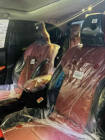 كورلا هايبرد 2025 ماشيه 21 ..فول مواصفات كرسي كهرباء ..بعدها ع وضع الشركه كفاله عامه تسجيل ارقام كامل ب 260 الف رقم وسنويه ب اسمك السعر 21 …….***********
