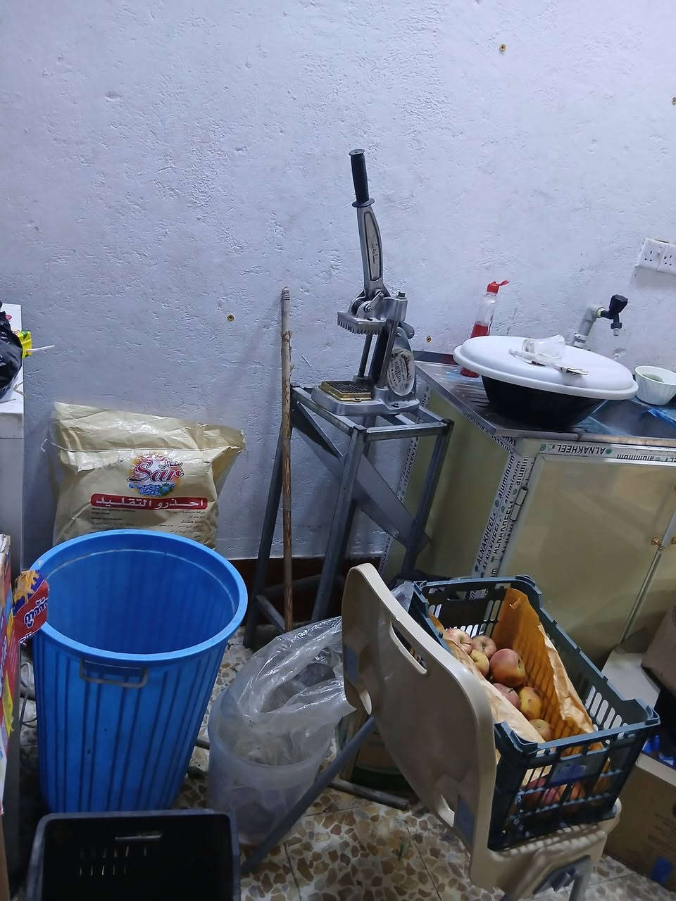 السلام عليكم غراض مال مطلع البيع سعر خاص


**إذا كنت صاحب هذا الإعلان وتريد حذفه لأي سبب، رجاءا أرسل رسالة إلى الدعم الفني**