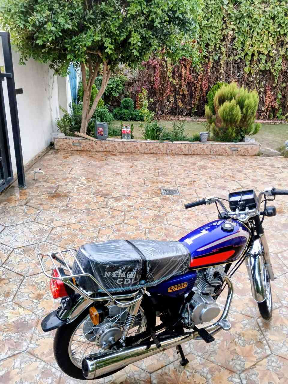 للبيع دراجه نامه 25 موديل محرك ما مفتوح بل شرط دراجه كلشي ما نقصه المكان حي النصر السعر 575 بي مجال شراي اتصل ***********
