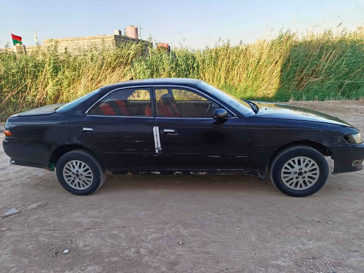 مارك مديل 94 كفوله مكينه وكير وأنجي مكفولات حداديه وتخم جدد وتبريد ويا السويج سنويه ال 28 علما ان السياره بيه كصه جنطه فقط 

السعر 30 العنوان البصره الهارثه قرب جامع صاحب الزمان
مكلف بل نشر الشراي يتصل عل راعيه  

***********
