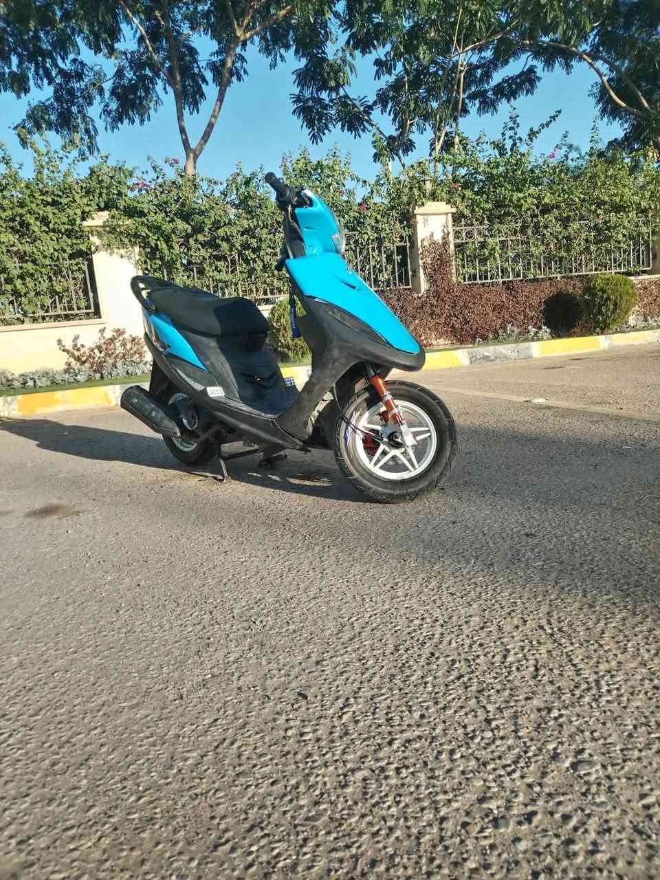 سلام عليكم
ماكس عدلة للبيع دراجة مكفولة كفالة ما مفتوحة بس ولفات فقط لا غير جيب فيتر و تهال افحص الدراجة عوزها لحية بس مكسزرة و بيها تزويدات قليلة كلش
1-دبلات امامية
2-قطرة
3/قبق عمبار
4-ويالة
السعر 750و بيها مجال قليل
مكاني كربلاء قرب مطبخ العتبة للاستفسار ***********

