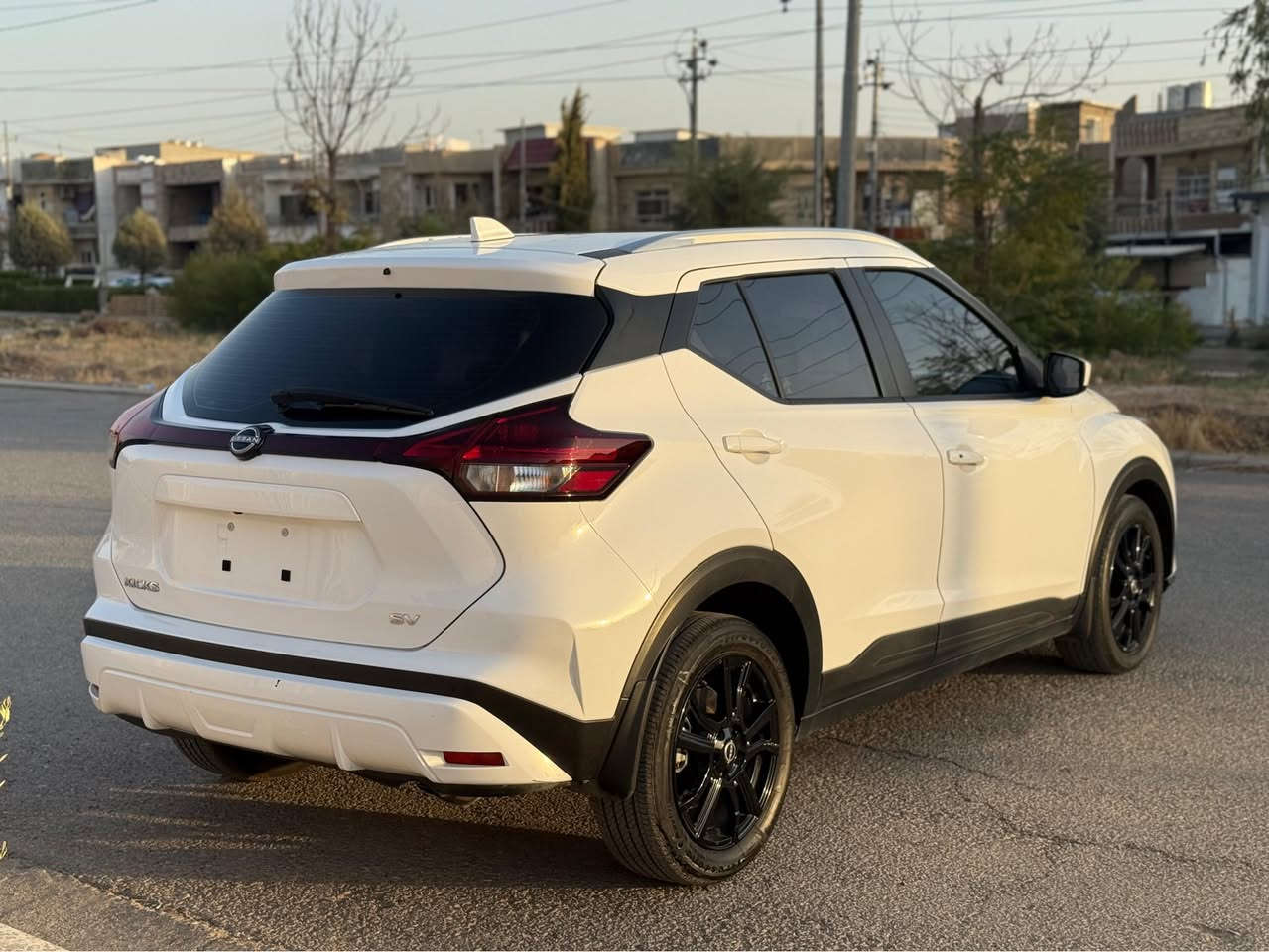 � نيسان كيكس SV 2023
✅ بدون صبغ – إرباك سليم
ماشيــة 14,000 mi

المواصفات:

 • بصمة تشغيل + تشغيل عن بعد
 • كاميرا خلفية + شاشة
 • هاندبريك بصمة + أوتو هولد
 • رادار أمامي – جانبي – خلفي
 • نظام تحديد سرعة + تحديد مسار
 • نظام النقطة العمياء
 • أوتو بريك ستوب
 • حساسات جانبية + خلفية
 • ستيرن تحكم
 • ويل كروم
‏السيارة بدون صبغ فقط رصعة صغيرة تعديل PDR مال شحن 

📍 الموقع: أربيل – عنكاوة قرب عنكاوة مول

السعر 142

📞 للاستفسار
***********
واتساب: ***********
￼ ‎075 032 8613 WhatsApp
