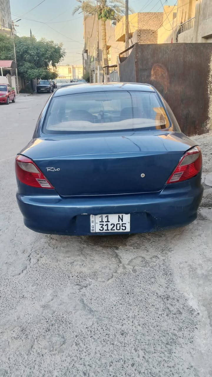 سلام عليكم كيا ريو للبيع موديل 2002 السياره كامله مكمله من كل النواحي التبريد ويا السويج  كير مكينه مكفولات حدادية كله جديده طستها كلش ناعمه باتري جديد تخم تاير جديد مناقصها اي شي مصبوغه عام للجماليه ترايك وين متريد مكان السياره الدوره نهاية شارع 60 السعر 45 وبيها مجال ***********
