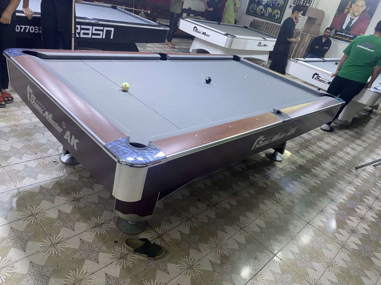 السلام عليكم شباب اليوم تم انجاز عمل قاعتين بسعر كلش مناسب ويتوفر عندنا انواع البليارد مستعمل وجديد واسعار كلش مناسبه ونختص بكادر خاص للشد البلياردات ويتوفر عندنا انواع النواعم مال البليارد جوك كيوب قماش وبعد هواي واسعار كلش مناسبه  نبيع ونشتري بالبليارد واتساب موجود اتصال موجود***********—————***********
