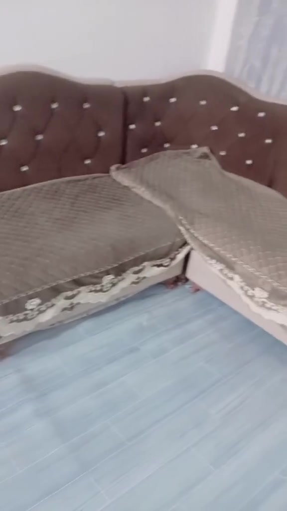غراض بيت نضيفات للبيع نضيفات كلمن وسعره دزلي الصوره وانطيك السعر


**إذا كنت صاحب هذا الإعلان وتريد حذفه لأي سبب، رجاءا أرسل رسالة إلى الدعم الفني**