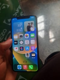 آيفون • للبيع