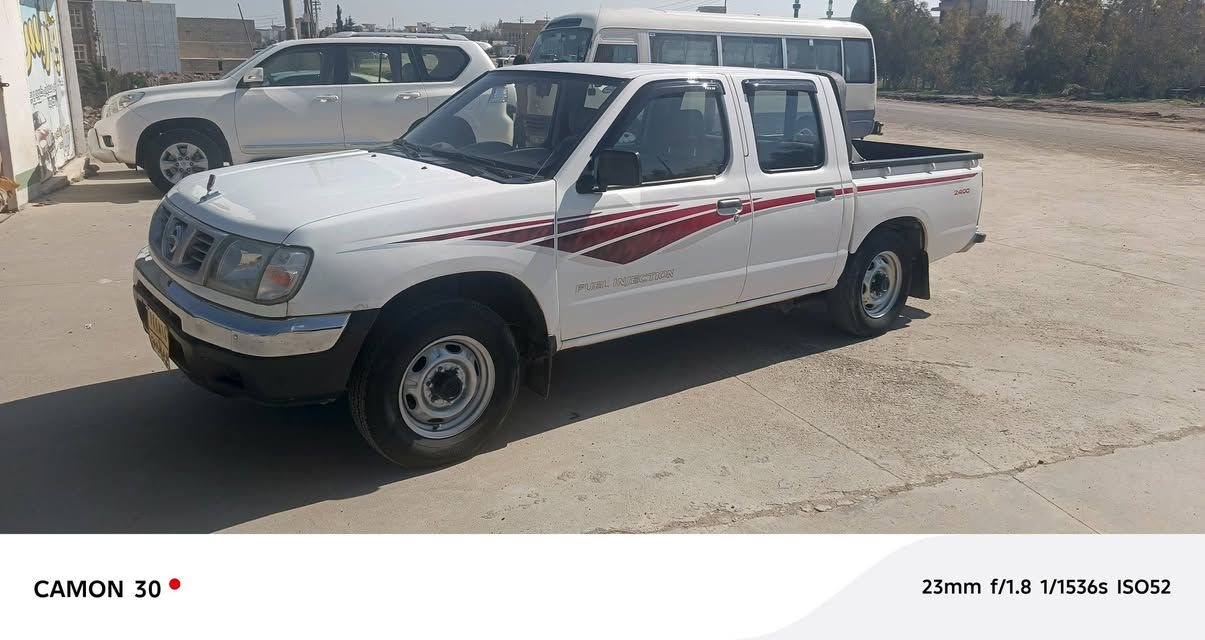 نیسان مۆدیل 2005مەکینەبەخ تەحویل ئەسڵی سەیارەکمان یەچاملخی گۆڕاوەتەڕەش بێ دەعام بێ لێدراوی بێ بۆیاخ سەنەوی بەسەرنەچووە هەموو گیانی بەشەرت ماڵی دۆستە  گێڕو مەکینەو تەبریت لەسەرسویچ یەکدینارمەسرەفی تێدانییە سحری 93گەڵاومەجال شوێن چەمچەماڵ ژم ***********  ***********
