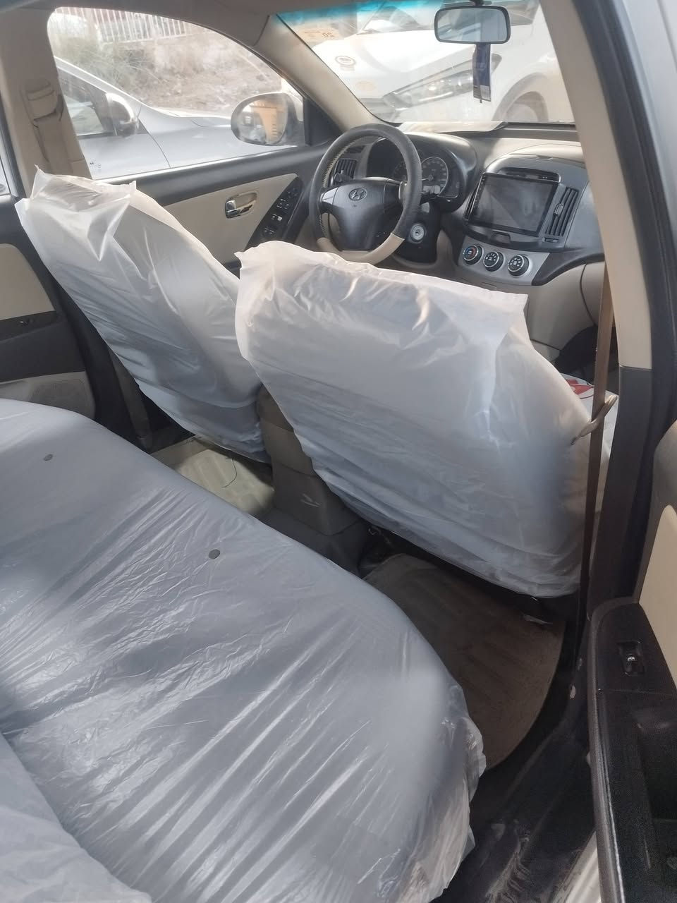 بيع او مراوس حسب القناعه
النترا خليجي موديل 11 مكفوله مكينه 2000 سياره جديده وجاهزه من كلشي بأسم كردي وكالة وتحويل مضمون 
السعر 115 مكان كربلاء طويريج 
***********
