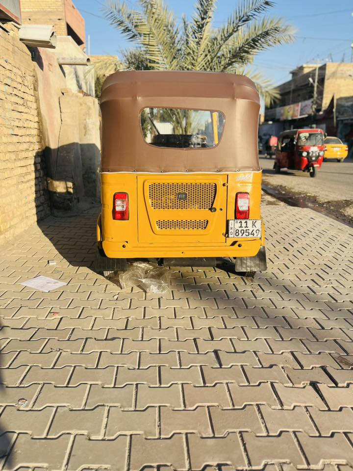 تكتك 21 
رقم وسنويه مكفوله كفاله عامه 
لا ضربه ولا صبغ 
تحويل ثاني يوم 
الاستفسار 

***********
