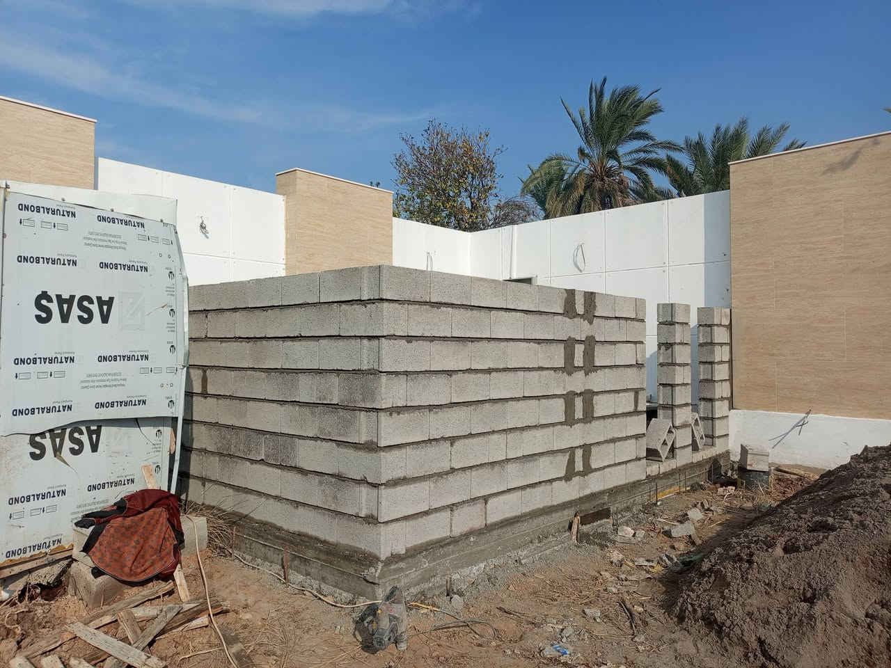 بسم الله ماشاء خلفه بناء درجه اوله بسعر مناسب متفرق اي مكان اشتغل انطي كلام مضبوط ***********
