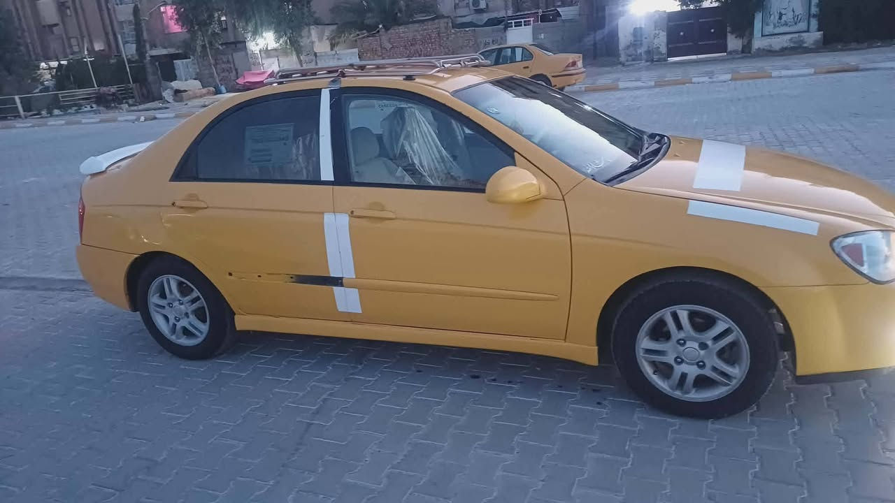 سياره سيراتو للبيع موديل ٢٠٠٩ سياره جاهزه بالشرط وكامره وشاشه ودوشمه متومه متومه رقم وسنويه عظم عاج المكان صلاح الدين السعر ***********
