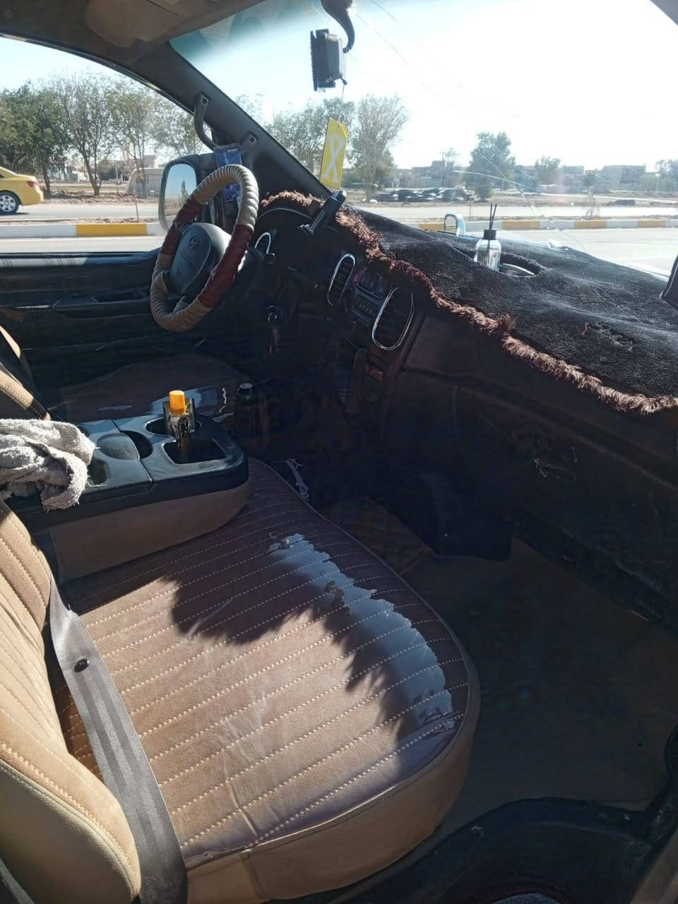 سلام عليكم سياره حلوه لعابه موديل 2006 مكينه بيهه خيط بخار بدون تنقيص دوشمه عام صدر كهربائيات شرط تخم تاير جديد صبغ مابيهه خط وبحث جدد سنويه لل ٢٧ سعر ٩٠ قفل عنوان ديالى بعقوبه ***********
