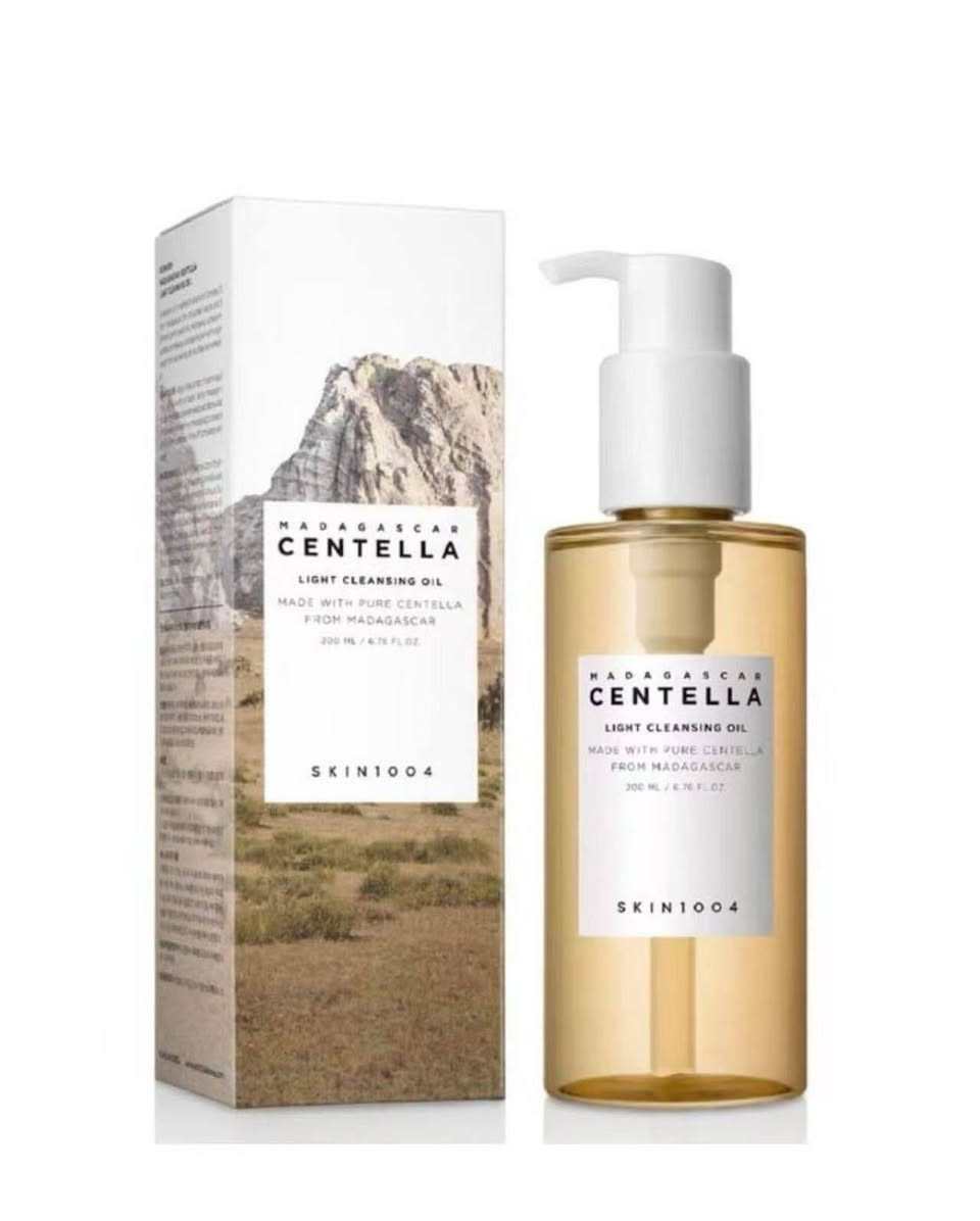 غسول زيتي للبشرة #سنتيلا
Madagascar Centella Light Cleansing
 غسول زيتي ينظف الوجة تركيبة رائعة وخفيفة.
 مناسب لجميع أنواع البشرة 
يحتوي هذا الغسول الزيتي على قوام خفيف يتخلل بسهولة في الجلد 
 وبالتالي يزيل بقايا المكياج بشكل فعال عند التنظيف
  ترطيب البشرة وتلطيفها.
 يحتوي على السنتيلا ازياتكا او السيكا و 6 أنواع من الزيوت النباتية التي توفر الترطيب والتغذية.
 شعور بشرة منتعشة ونظيفة بعد الغسل ، يكون للبشرة توازن بين الماء والزيوت. 
  لا يسبب جفاف بعد الاستخدام بفضل مستخلص سينتيللا
 تأثيرات مضادة للالتهابات ويمنع تكوين حب الشباب والطفح الجلدي.

الأصلي احذروا التقليد
 كوري اصلي 

للحجز والاستفسار خاص 
يتوفر توصيل لجميع محافظات العراق 
@إشارة


**إذا كنت صاحب هذا الإعلان وتريد حذفه لأي سبب، رجاءا أرسل رسالة إلى الدعم الفني**