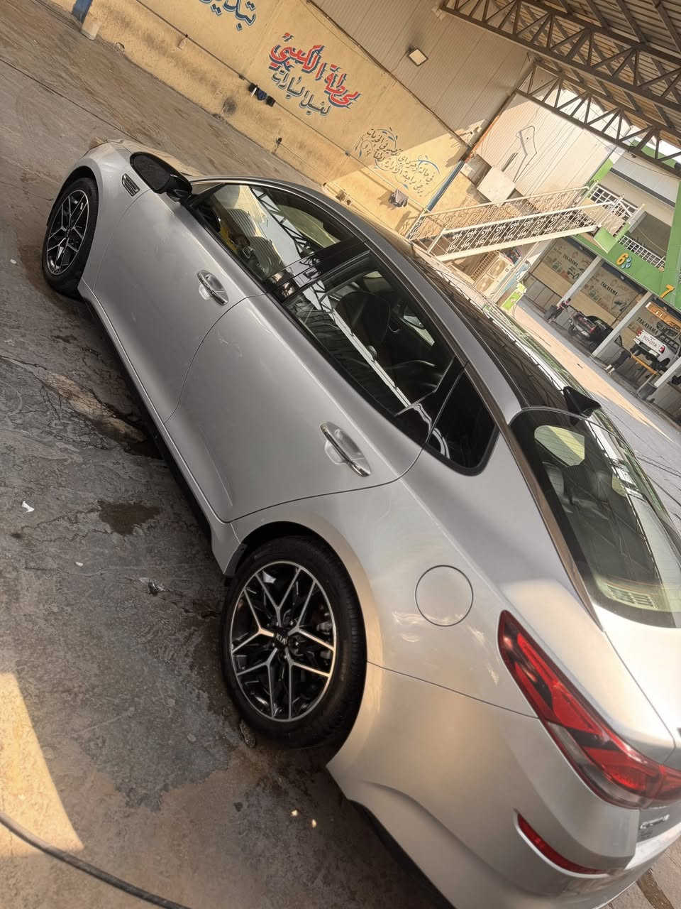 كيا اوبتما 2020 وارد أمريكي
🔹 العداد: 81 ألف ميل
🔹 بانوراما
🔹  بصمة 
🔹 حساسات النقطة العمياء 
🔹 كشنات جلد
🔹 كشنات تدفئة
🔹 تحكم كهربائي بمقعد السائق
🔹 حساسات أمامية وخلفية
🔹 كاميرا خلفية
🔹 تحديد مسار
🔹 تنبيه الخروج عن المسار
🔹 تنبيه التصادم الأمامي
🔹 فرامل طوارئ تلقائية
🔹 قيادة ذاتية
🔹 شاشة كبيرة
🔹 Apple CarPlay
وبعد بيها مواصفات 

السيارة نظيفة جداً
صدر إمام جديد 
صدر خلفي بحاله جيده 
تايرات بحاله جيده 

📌 وارد أمريكي
📌 حادث بنيد وجاملغ بدون لغد وشواصي
والهلالات بارد مثل ما موضح بالسونار 
وبيها طلقه بالباب الخلفي عكس السائق 

مكان السياره بغداد 

سعر  160 

للاستفسار مراسلة الخاص أو الاتصال 
***********
