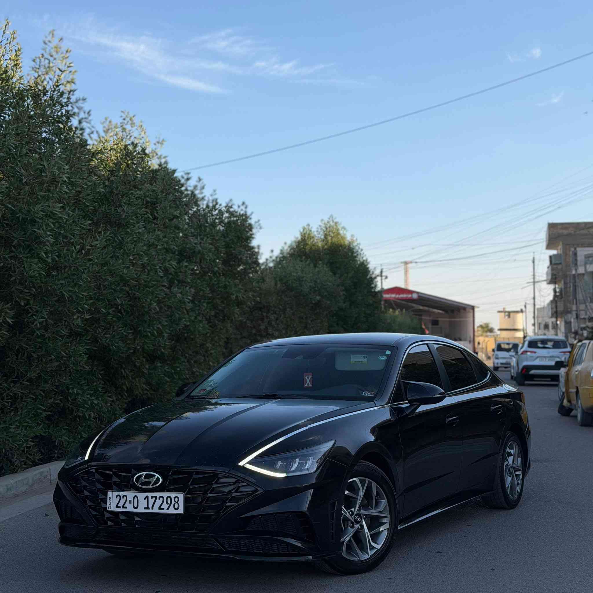 سلام عليكم سوناتا
موديل 23 رقم اربيل بسمي
تحويل ثاني يوم 
بيها حادث جاملغ وبنيد بدون دواخل 
مضلل بسنويه 80 بل 100 سياره فول عدا البانوراما
ماشيه 31 
بصمه تشغيل 
ترحيب 
لد امامي 
لد خلفي 
كشن كهرباء 
تشغيل عن بعد 
شاشه جبيره 
مود درايڤ
4 انظمه قياده 
سياره خير من الله وجاهزه مابيها نقص برغي
مكان سياره بغداد حي الجهاد  
للاستفسار 
***********
السعر 158وبيها مجال بسيط
