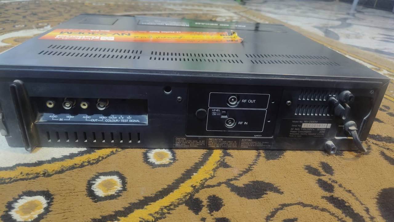 فيديو شغال بس ما يستقبل الكاسيت سعره 35 قفل ابيع عاطل


**إذا كنت صاحب هذا الإعلان وتريد حذفه لأي سبب، رجاءا أرسل رسالة إلى الدعم الفني**