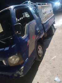 كيه ام عيون 2002 كير ومحرك شرط وتخم تري جديد السعر 27  07841669918  ها...