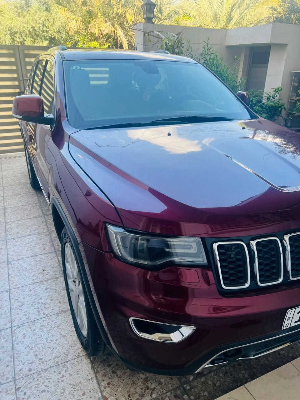 جيب شيروكي خليجي ٢٠١٧ ليمتد(وكالة ليث العبيدي) رقم بغداد الجديد الأنكليزي المواصفات ١.تشغيل عن بعد٢.بانوراما٣.كشنات جلد٤.ذاكرة وضعيات الجلوس ٥.صندوق كهربائي ٦.تدفئة تبريد مقاعد٧.اطفاء المحرك تلقائي عند الازدحام ٨.ماشية 64ميل ٩. بصمة الأتصال على الرقم ***********
