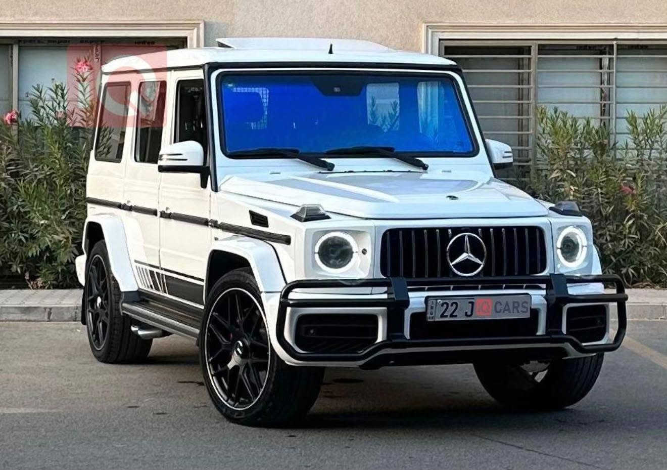 للبيع او المراوس
(2015) مرسيدس جي كلاس
< AMG G63 >

فول مواصفات: 
• مغلفة PPF بالكامل وما زالت داخل الضمان
• ⁠مكفولة كفالة عامة حتى من الشخط 
• ⁠محدثة كت 2022 بقطع أصلية
• ⁠صبغ قطع التحديث فقط
• ⁠المحرك AMG 5.5L V8 Bi-Turbo 
• ⁠8 سلندر توين تيربو
• ⁠القوة: HP 563
• ⁠العزم: Nm 760
• ⁠بصمه
• ⁠سلايد روف
• مساج بالكشنات
• ⁠داخل جلد لونين
• ⁠كشنات جلد
• ⁠كشنات كهرباء مع خزن ميموري
• ⁠تدفئة وتبريد كشنات
• ⁠ستيرن كهرباء
• ⁠تحكمات ستيرن
• ⁠شاشات بالتكاية
• ⁠سستم صوت
• ⁠ويل قياس 22
• ⁠تخم تايرات جديد
• ⁠رقم أربيل
• ⁠تحويل أو وكالة
• ⁠سيرفس كامل بالشركة
• ⁠السيارة نظيفة جداً وما بيها أي نقص

📍مكان صاحب السيارة: بغداد

📞رقم صاحب السيارة: ***********
