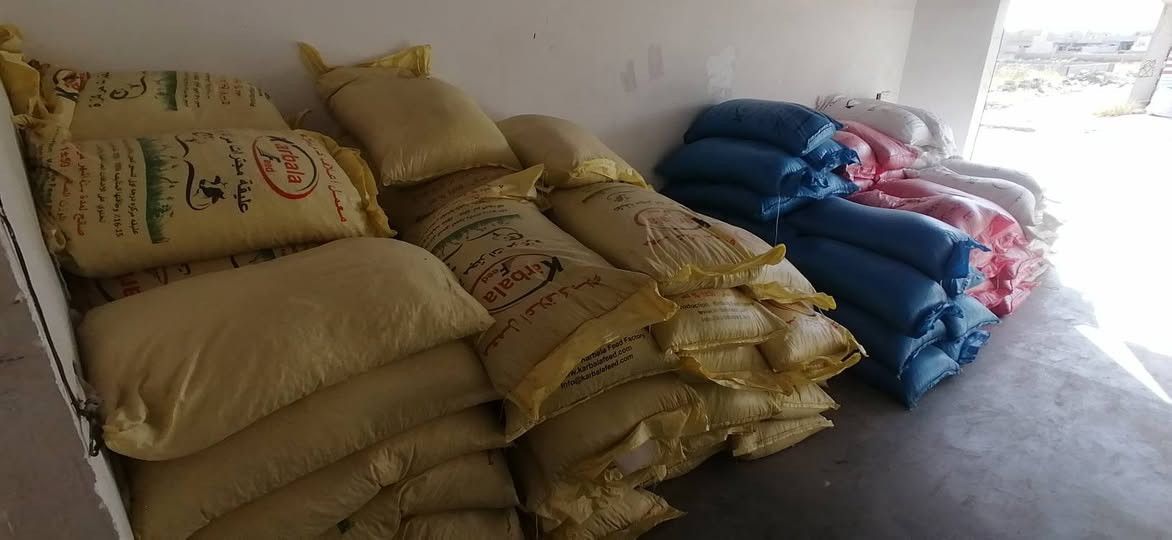 وصول وجبة اعلاف في مكتب اعلاف الدبس
اعلاف كربلاء فرع الدبس
علف دواجن مرحلة /0/1/2/3 
علف تسمين و حليب غنم + بقر (خشن وناعم) نوعين درجة اولى
(مستعدين بتجهيز جميع انواع الاعلاف وبكافة الكميات و النوعيات) 
وكيل معمل اعلاف كربلاء مكتب اعلاف الدبس
***********
