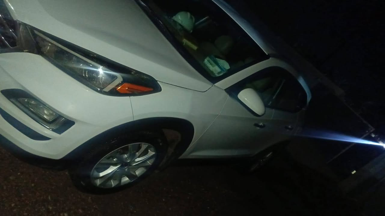 السلام عليكم
توسان وارد امريكي 

موديل ٢٠ 

فور ويل 

مكينه ٢٠٠٠ gdi 

رقم ديالى باسمي 

اللون ابيض 

تدفئه كشنات 

شاشه كبيره 

كشن كهرباء

رادار امامي وجانبي وخلفي 

السونار مرفق مع الصور 

قياده ذاتيه 

انظمه قياده اقتصادي وسبورت 

المكان بابل المسيب 

***********

ااسعر ١٦٥ ورقه
