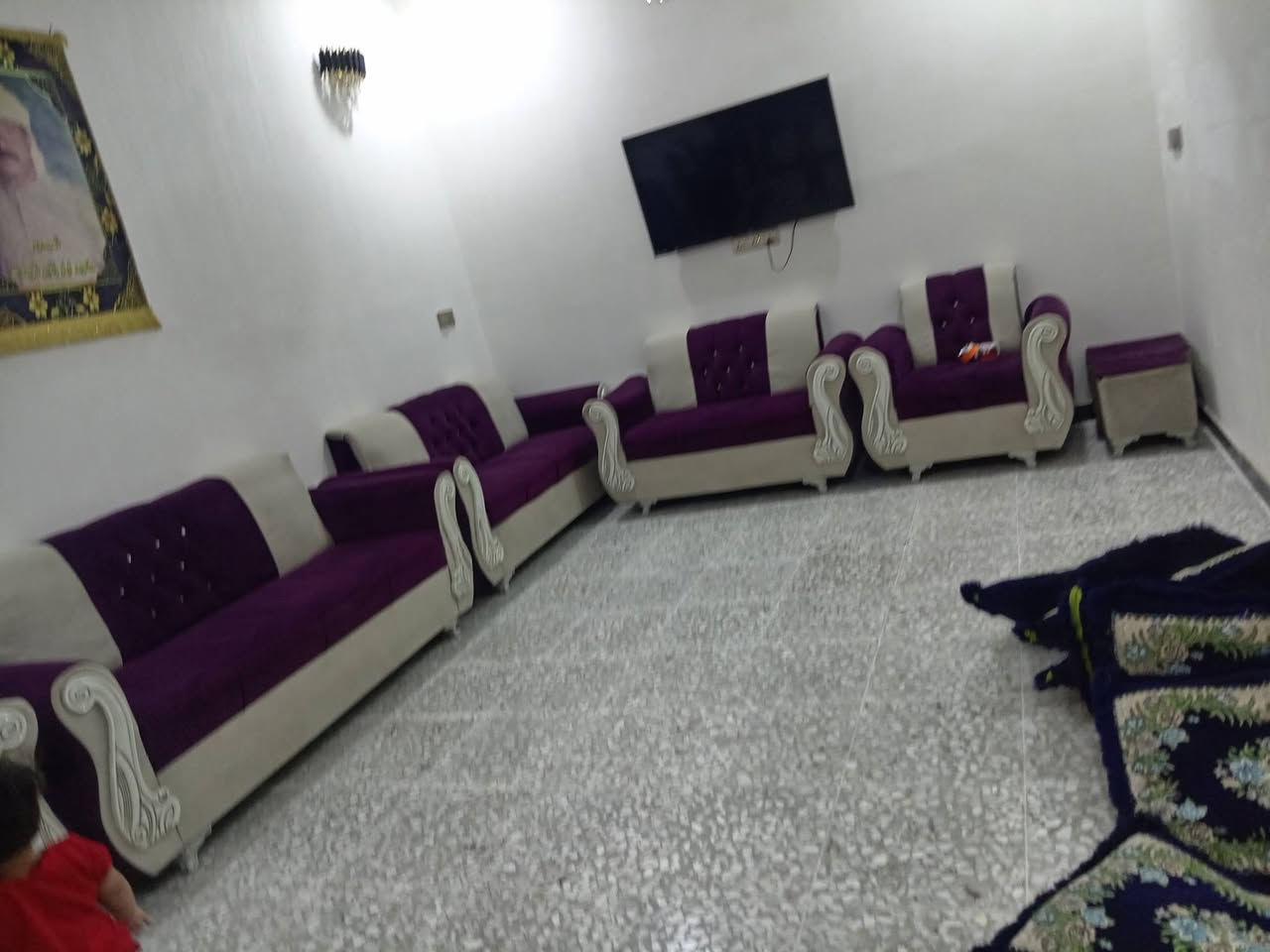 تخم ١٠ مقاعد نظيف
١٥٠ وبي مجال
بغداد حي النصر

***********
