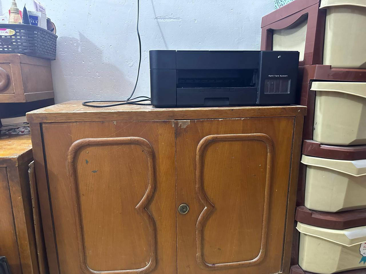 السلام عليكم غرفة للبيع صاج من برا ومن الداخل السعر 500 الف وبيها مجال


**إذا كنت صاحب هذا الإعلان وتريد حذفه لأي سبب، رجاءا أرسل رسالة إلى الدعم الفني**