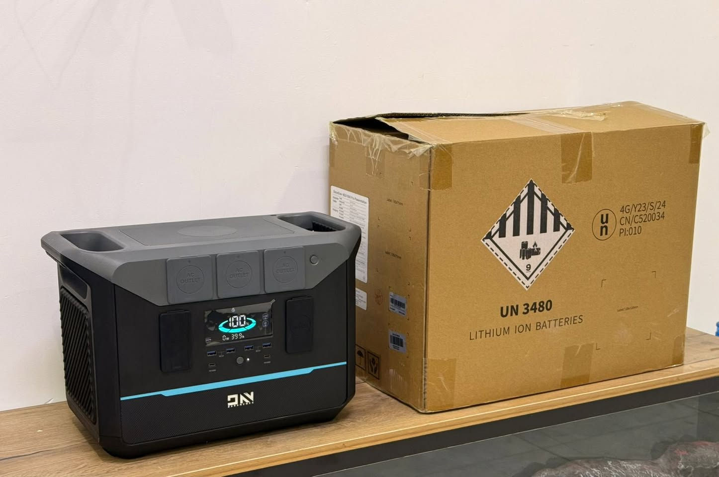 8 أمبير
1800 واط 

جديد لوك كامل ملحقات 

واتساب ***********
