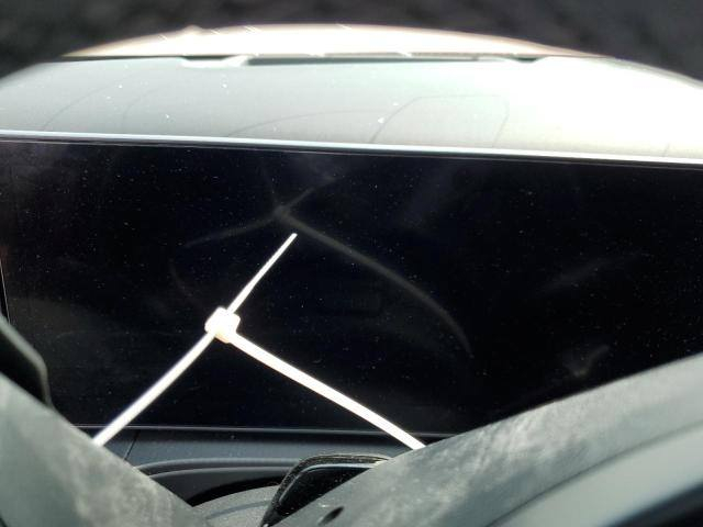 السلام عليكم 
هيونداي سنتافيا موديل 2025  جلد داخل اسود /,فول ١/١  ماشيه 5 الف 7 راكب أبيع على وضعها السيارة بغداد بليوسفية  باسمي مكمرك وكامل الحادث كما موضح بالصور للاستفسار الاتصال على الرقم التالي  وبيها مجال للشراي 
***********
