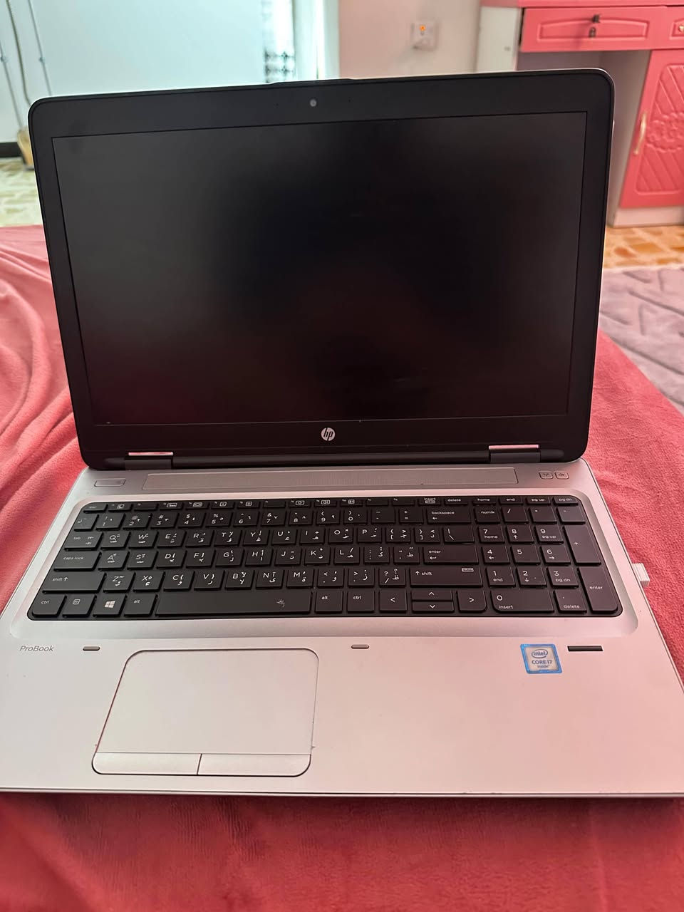 HP 650 G2
وياها جنطة وشاحنه وماوس 

بعده جديده ونضافه 100% 

CPU: Core 17 -6600U @2.60GHz
RAM: 8 GB DDR4
HARD: 256 GB SSD
VGA : share
T.CD: 15.6" FHD
عنوان بغداد الشعب 
سعر ٤٠٠
الاستفسار *********** 
متواجد واتساب واتصال
