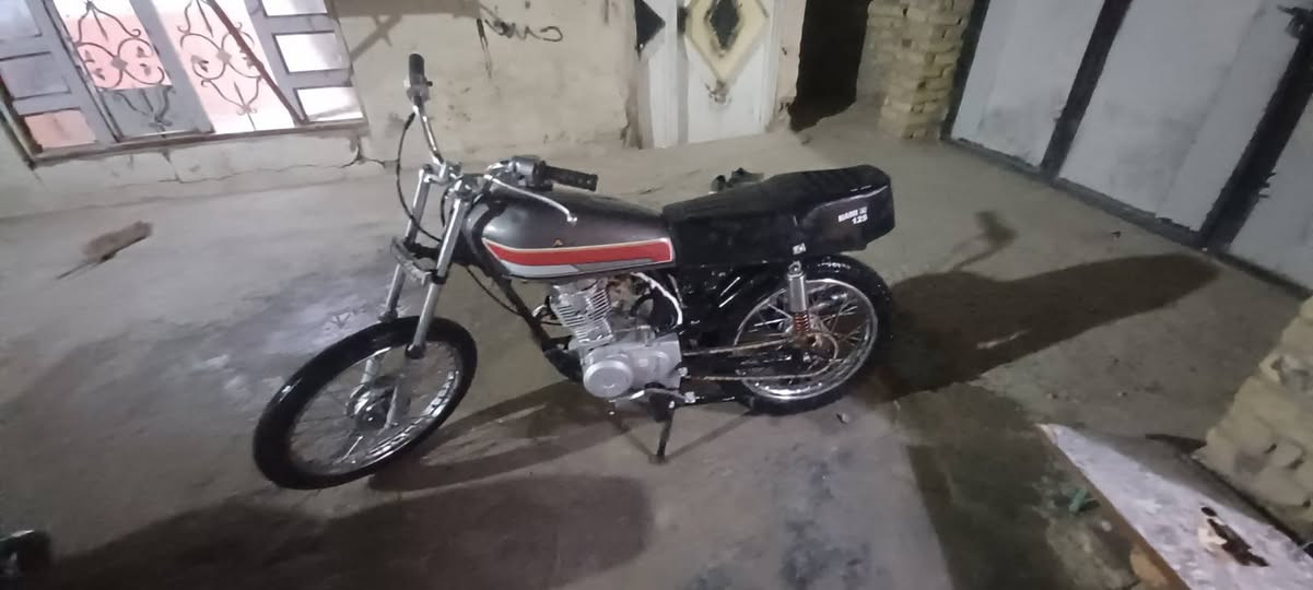 سلام عليكم شباب دراجة 4كير جاهزه من كلشي 350   وبيها مجال


**إذا كنت صاحب هذا الإعلان وتريد حذفه لأي سبب، رجاءا أرسل رسالة إلى الدعم الفني**